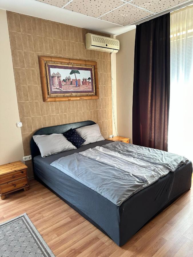 Velvet Motel Hegyeshalom Dış mekan fotoğraf