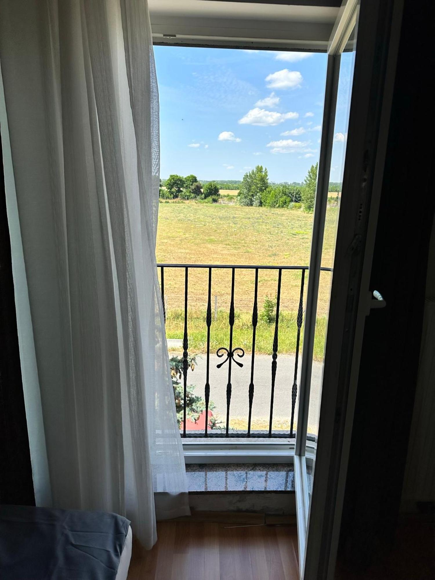 Velvet Motel Hegyeshalom Dış mekan fotoğraf