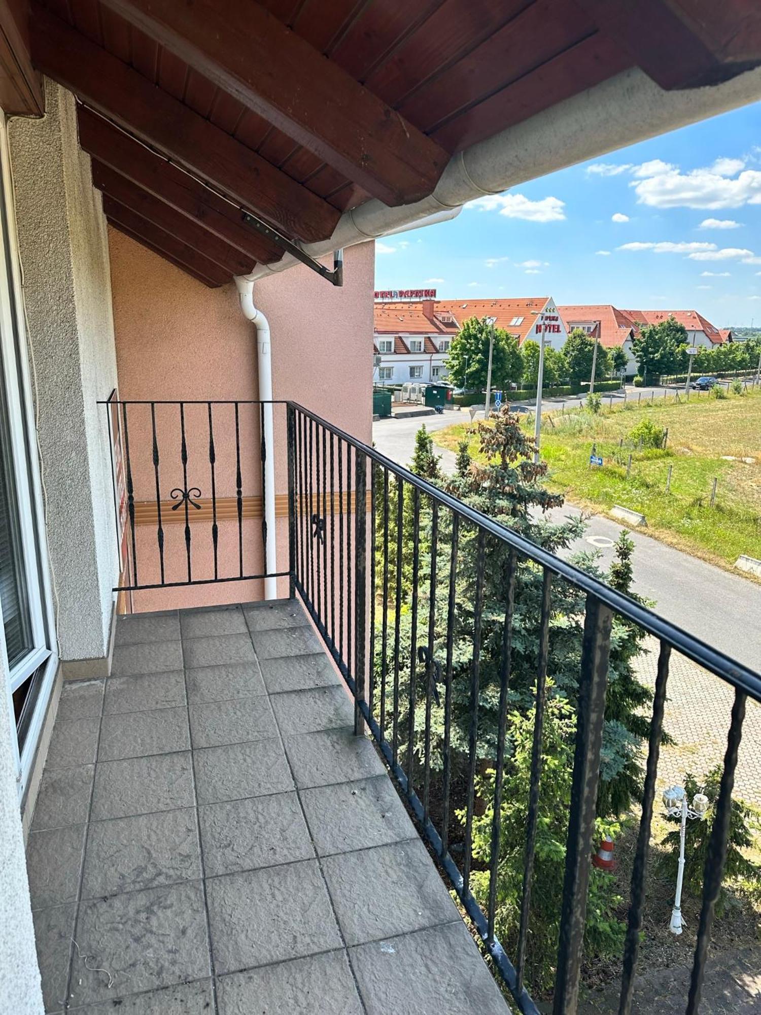 Velvet Motel Hegyeshalom Dış mekan fotoğraf